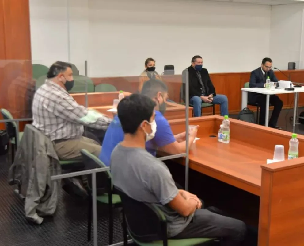 Denuncian maniobras para beneficiar a dos altos jefes policiales involucrados en el caso Mandagaray