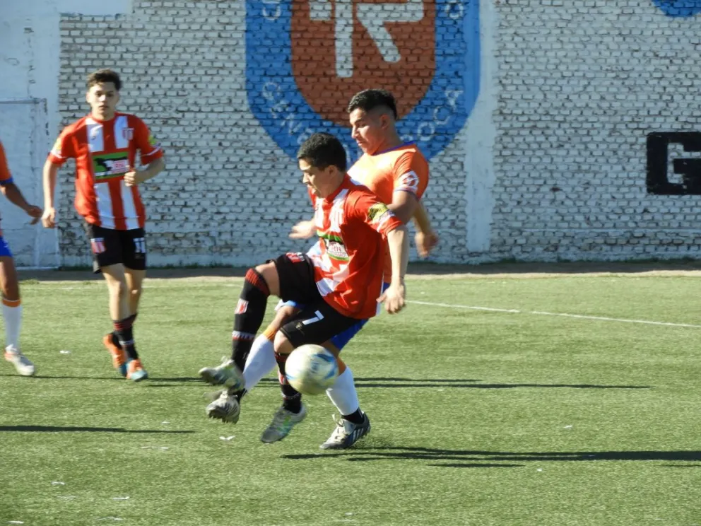 Estudiantes Unidos dejó una muy buena imagen en Roca