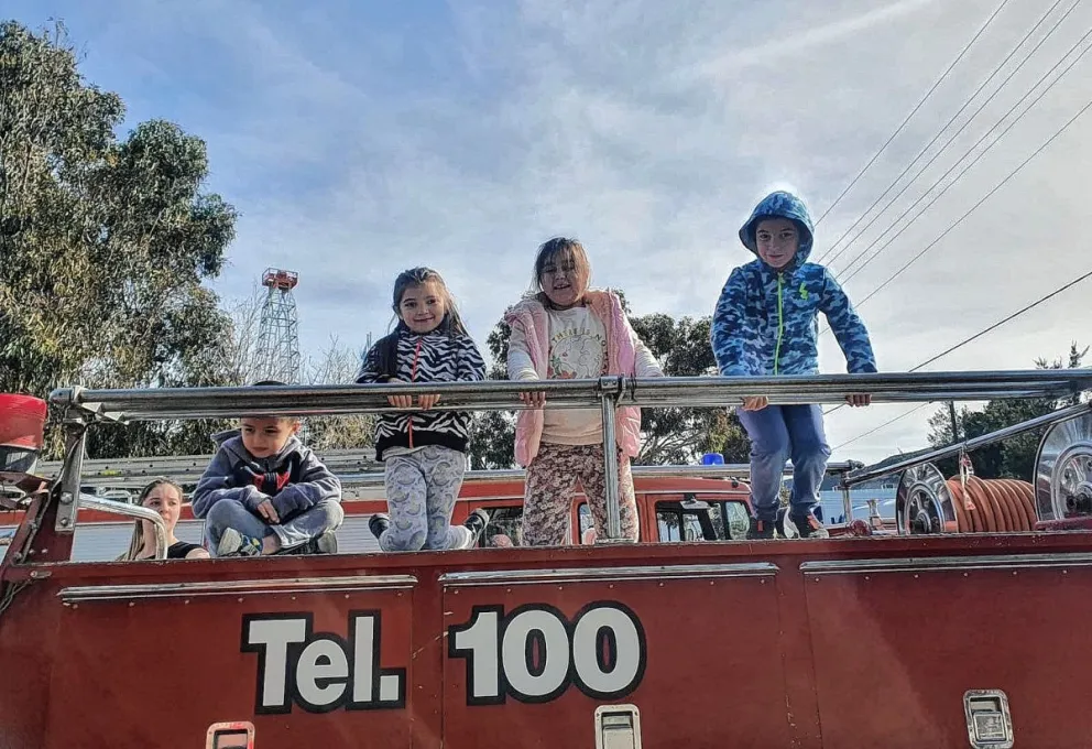 Kermesse, inflables y una participación especial de Bomberos en Mosconi