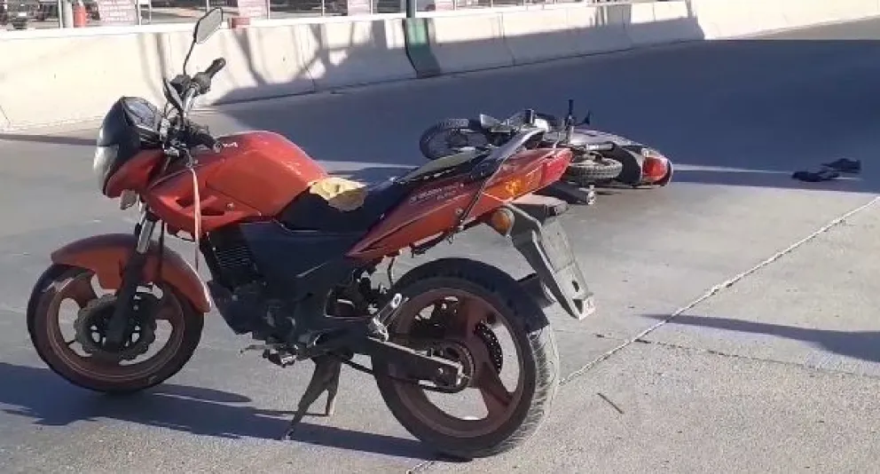Terrible accidente: motociclistas chocaron de frente sobre la ruta