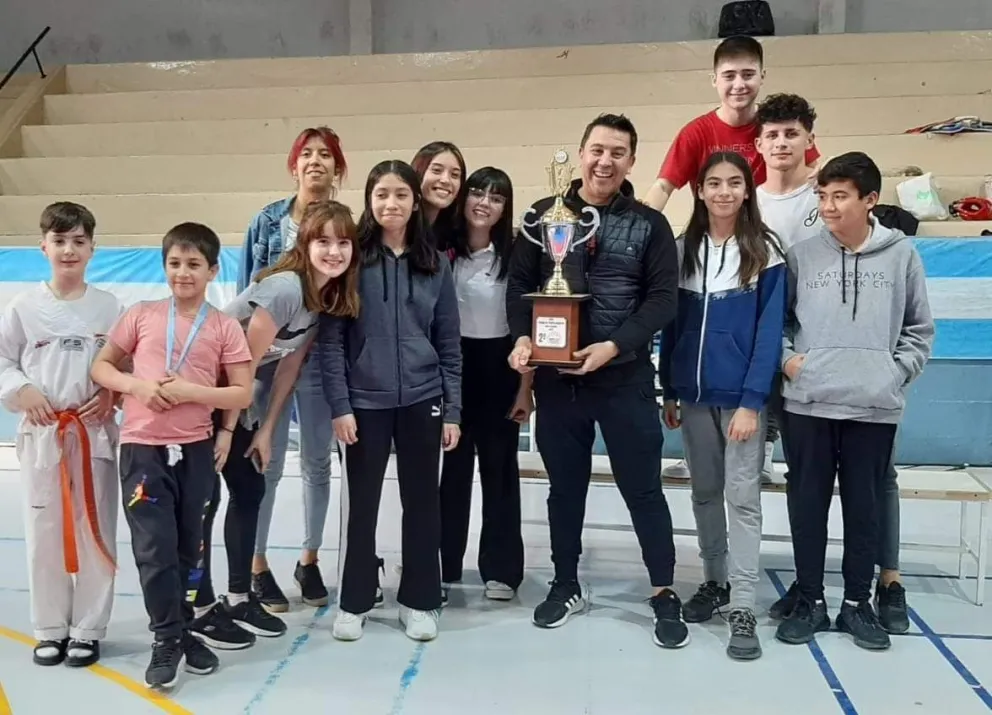 Taekwondistas viedmenses arrasaron en la "Copa Ciudad de Puerto Madryn"