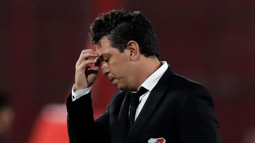 Sufre el Muñeco: un jugador clave de River está casi descartado para el Superclásico