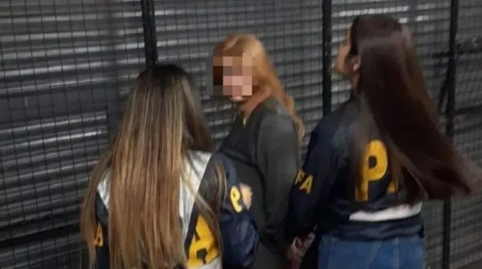 Atentado contra Cristina: qué dicen los mensajes de WhatsApp de la novia de Sabag Montiel