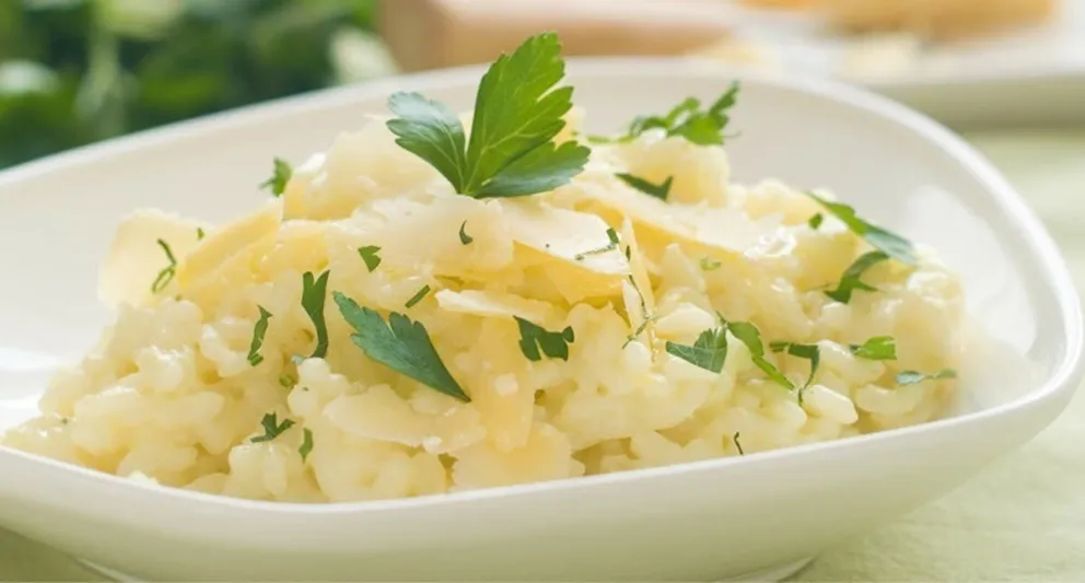 Rico y rendidor: cómo preparar arroz con crema de queso