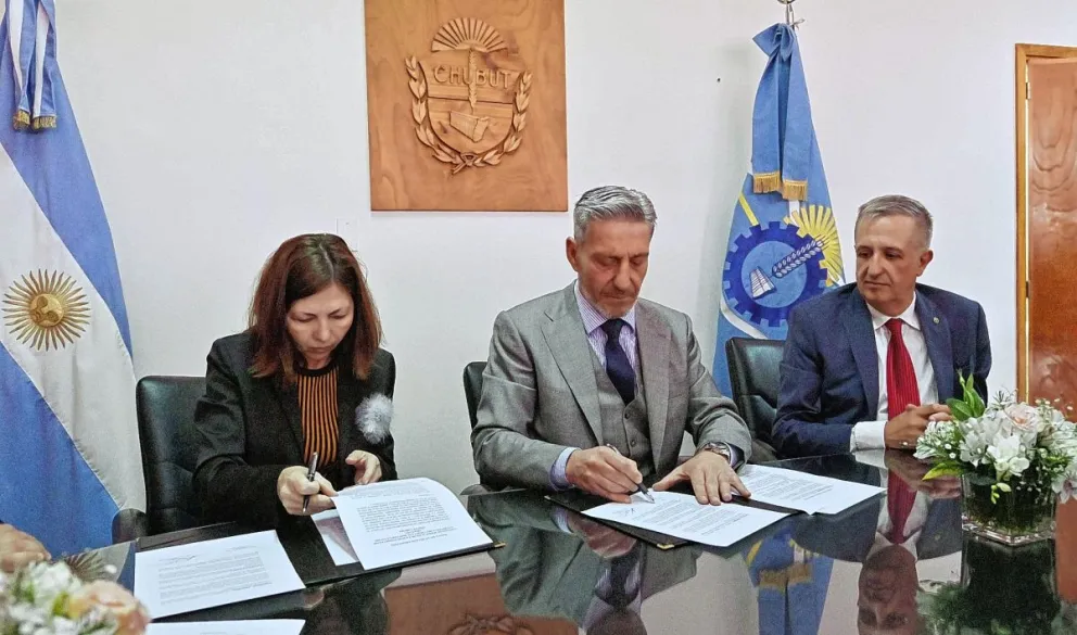 Se firmó acuerdo con Nación para asistir financieramente a las pymes de Chubut
