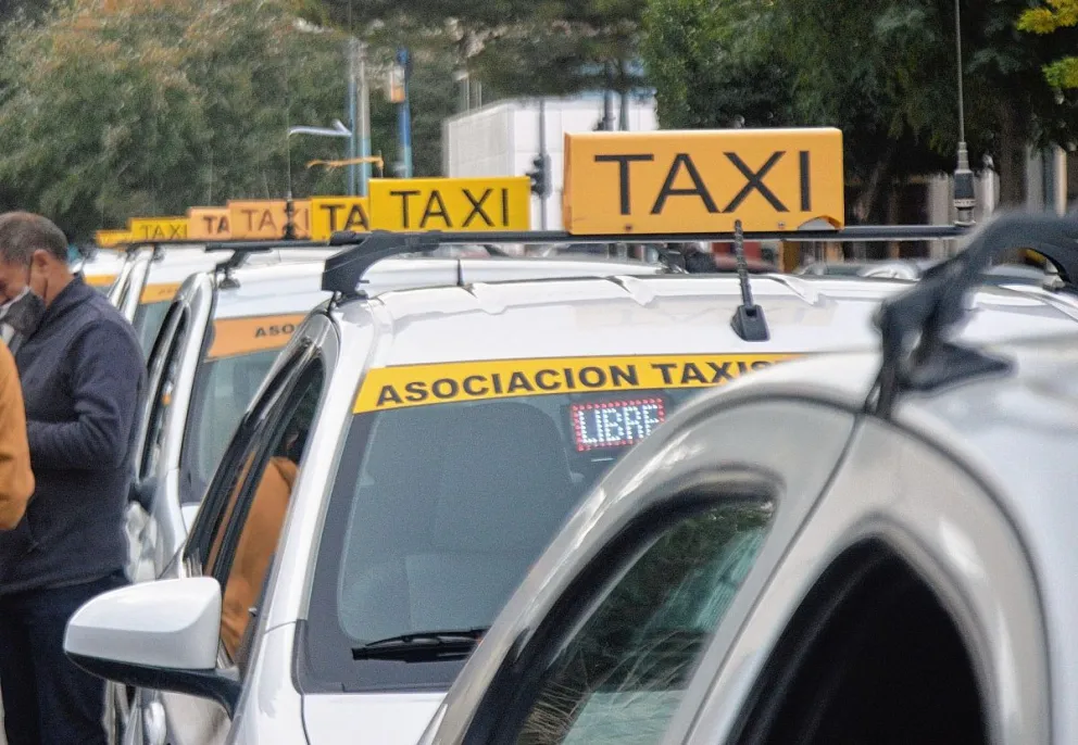 Ahora habrá solamente taxis amarillos en la ciudad