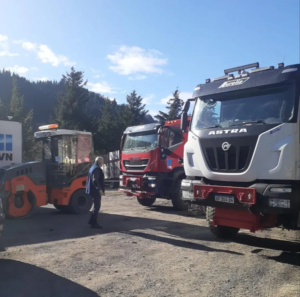 Gustavo Casas recorrió los tramos de la RN40 donde se realizará el bacheo en caliente