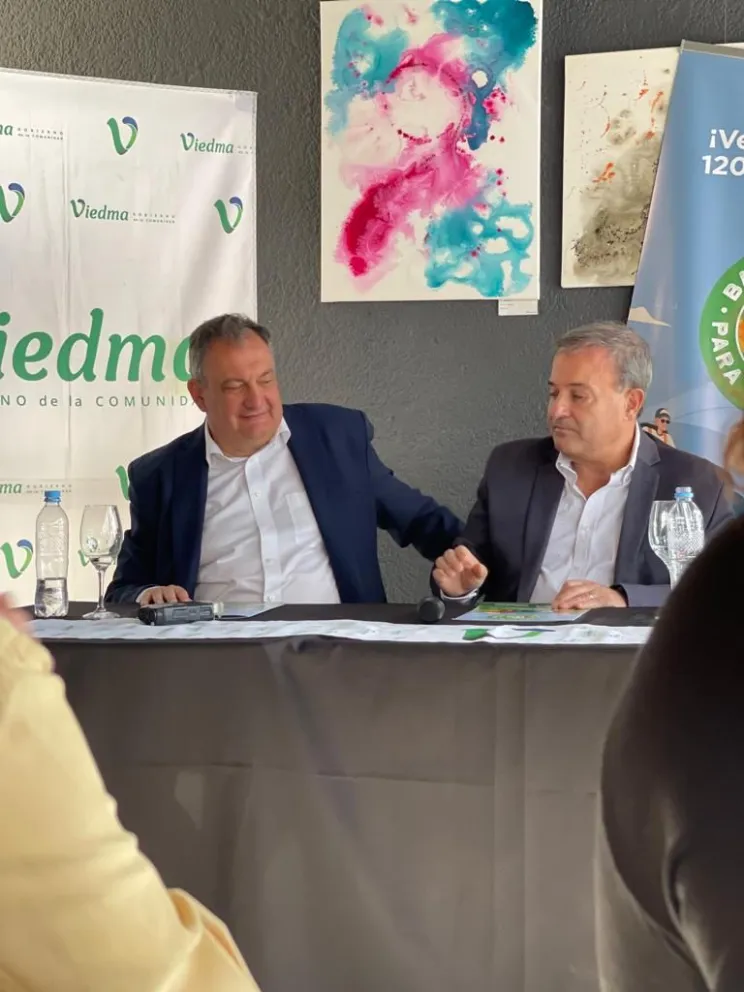 Gennuso presentó “Bariloche para rionegrinos” en Viedma