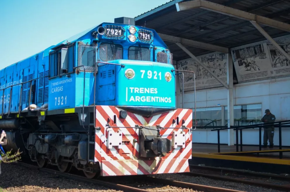 Tras siete años volvió a funcionar el tren Urquiza cargas entre Argentina y Paraguay 