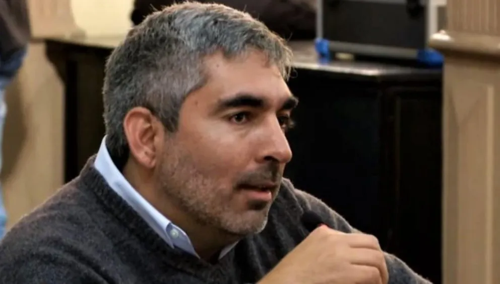 Un diputado salteño se descompensó en plena sesión