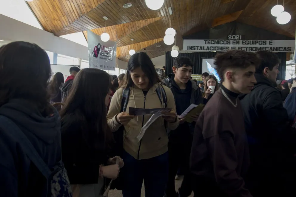 Este es el séptimo año consecutivo que se realiza la Muestra de Carreras de Educación Superior Pública. Foto: Marcelo Martínez.
