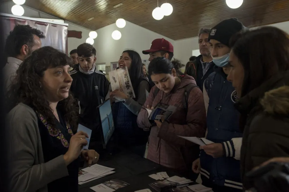 Ciclo de charlas para conocer la oferta educativa de carreras a distancia