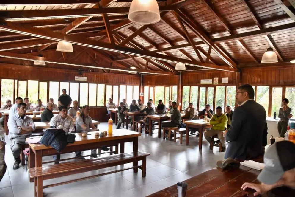 Provincia capacita a instructores de recursos naturales