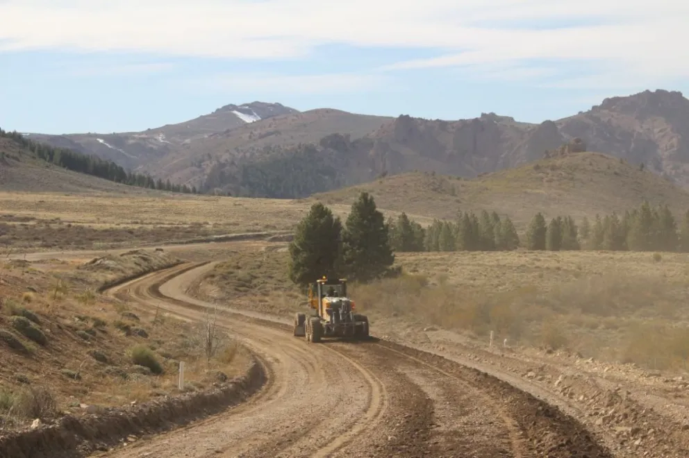 Continúan las tareas de mantenimiento en la RN Nº 23