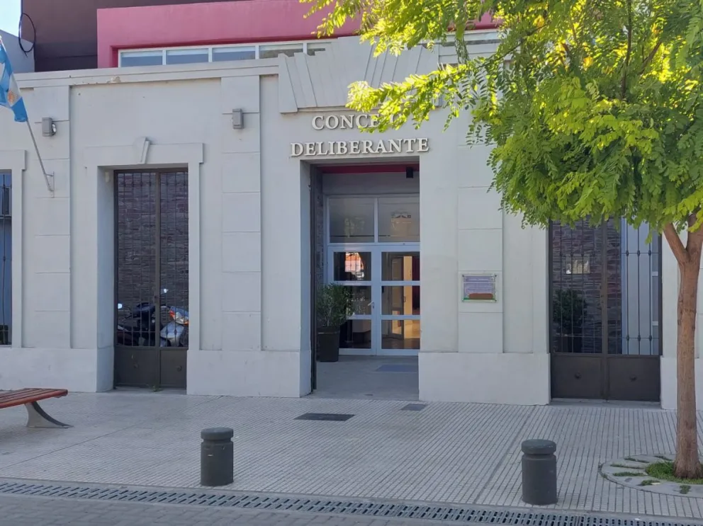 Ya hay fecha para designar a quien remplace a Cader en la Defensoría del Pueblo municipal