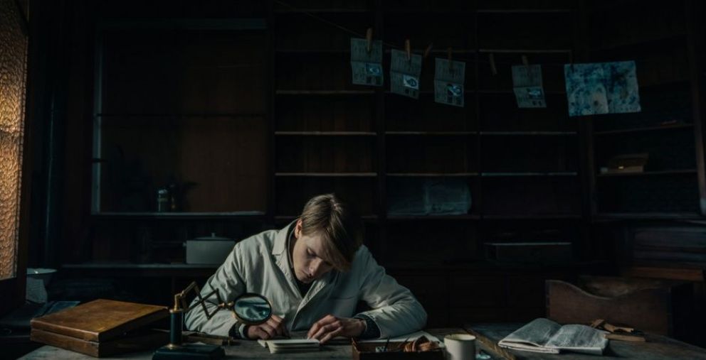 Crítica de “El Falsificador”, biopic sobre Cioma Schönhaus, perseguido por la Gestapo