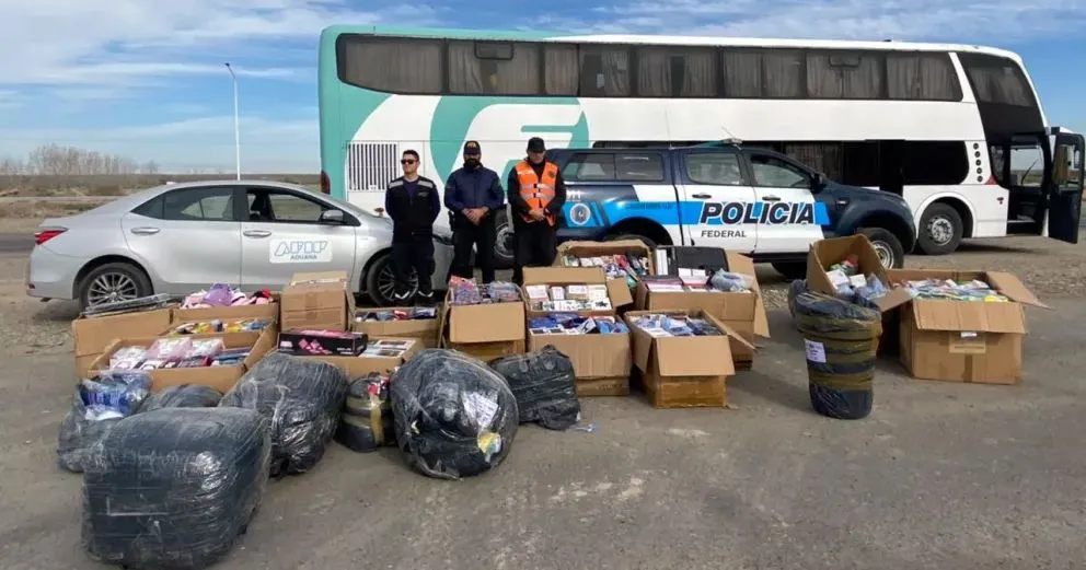 Millonario secuestro de mercadería de contrabando