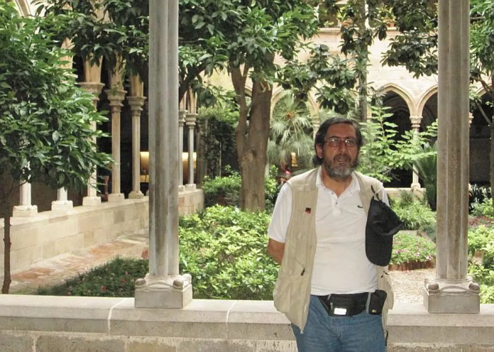 Luis Benítez: “La ficción obedece a la premisa de ser un universo ordenado, así su temática sea el caos”