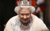 Muere la reina de Inglaterra rodeada de su familia en el castillo de Balmoral