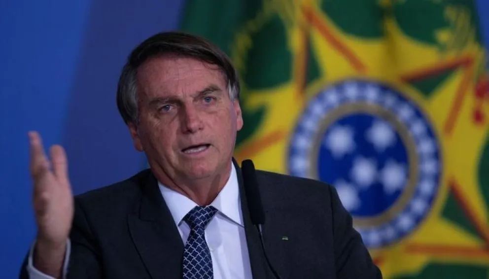 “Fue una reina para todos nosotros”: Jair Bolsonaro decretó tres días de luto por la muerte de Isabel II
