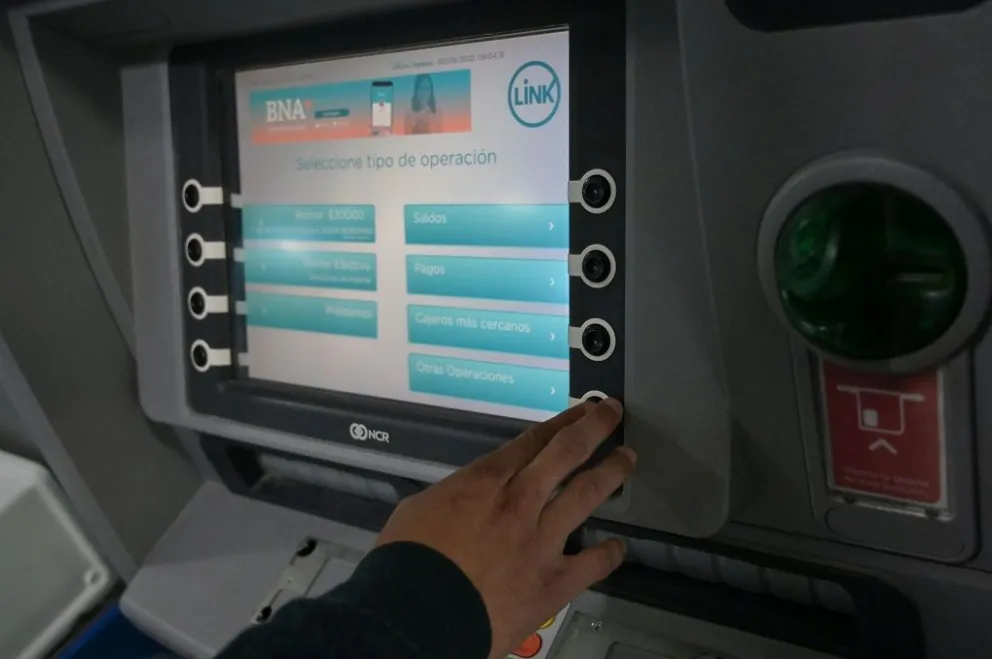 Instalarán cajeros automáticos en localidades que no tenían servicios bancarios