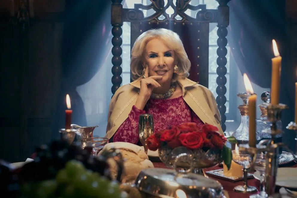 Estallaron los memes de Mirtha Legrand luego de la muerte de la reina Isabel II