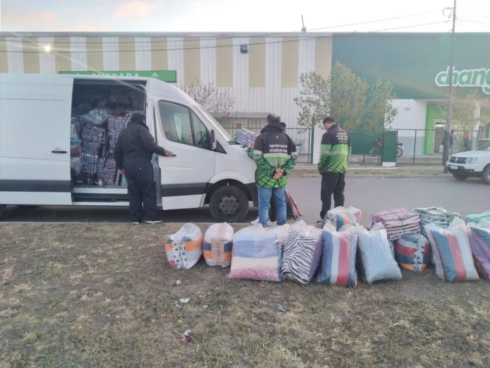 El gobierno de Viedma inició una redada contra vendedores ambulantes truchos