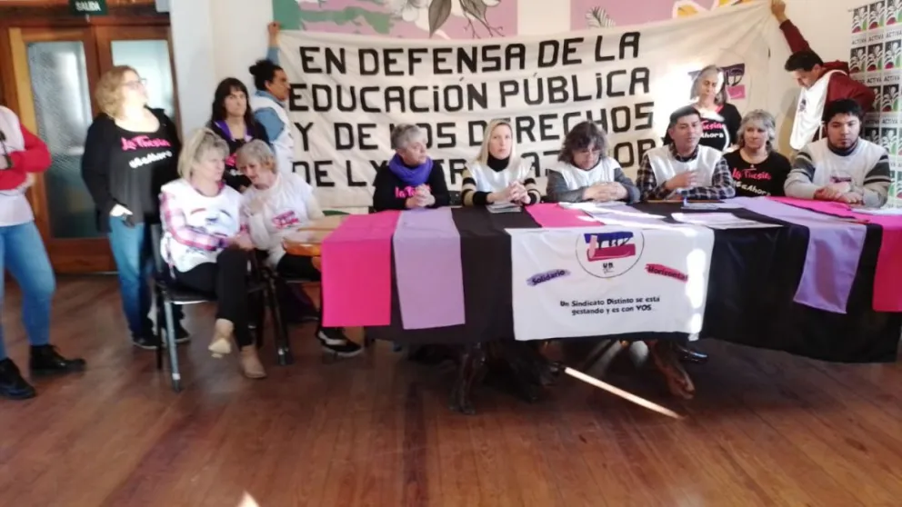 Fue presentado el Frente de Unidad Docente, otro sector opositor al oficialismo