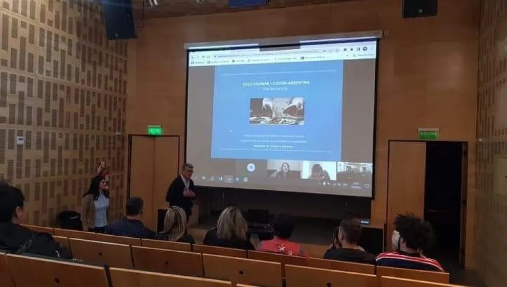 Se presentó el sello CocinAR en Villa de Merlo