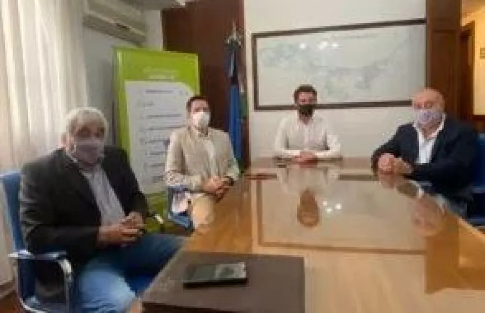 Claudio Isaac y la línea de ribera: “Los espacios libres los fijan los municipios”