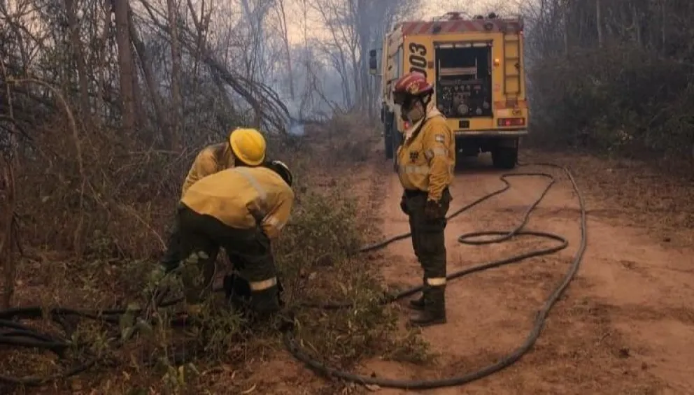Bomberos no dan abasto: varios municipios están siendo consumidos por el fuego