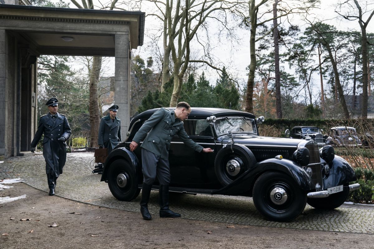 Crítica de “La conferencia”, la película sobre la planificación intelectual del Holocausto