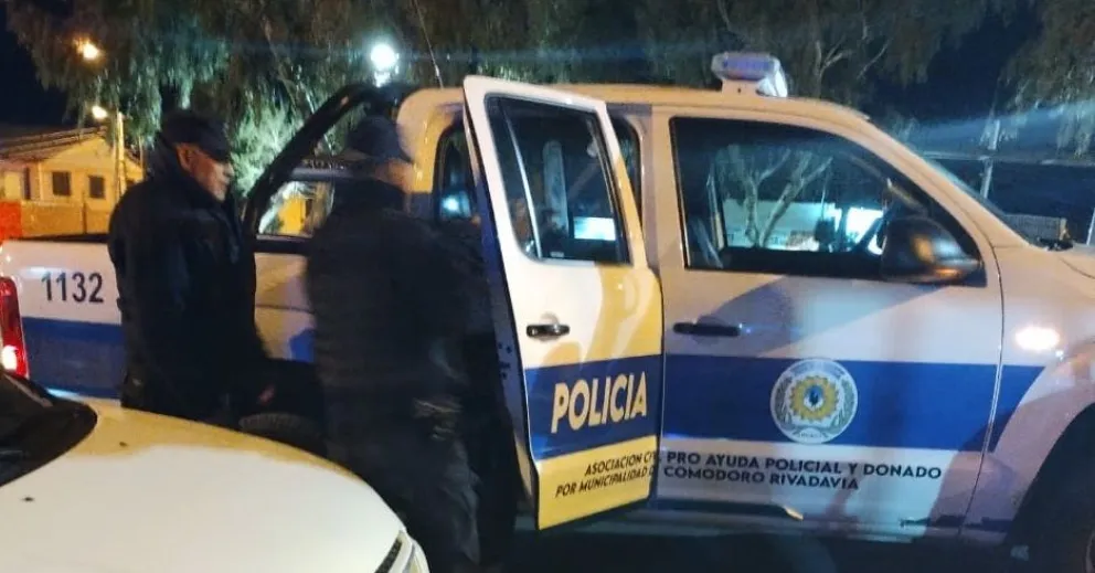 Lo demoraron con un arma blanca