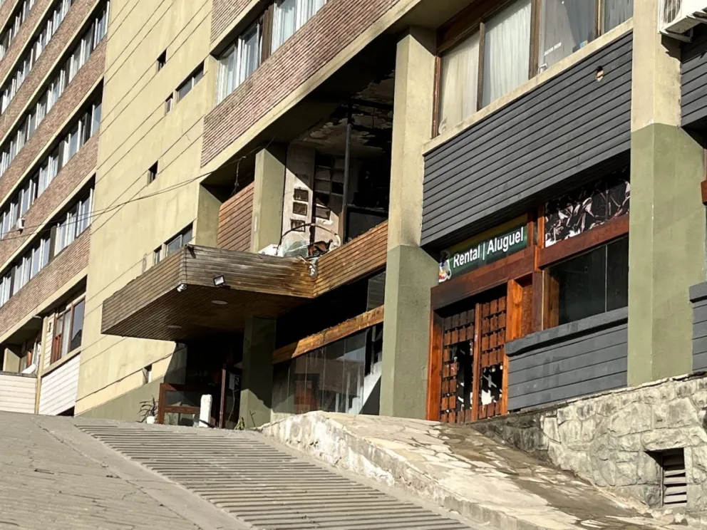 La Fiscalía avanza con la investigación del incendio en el Bariloche Center