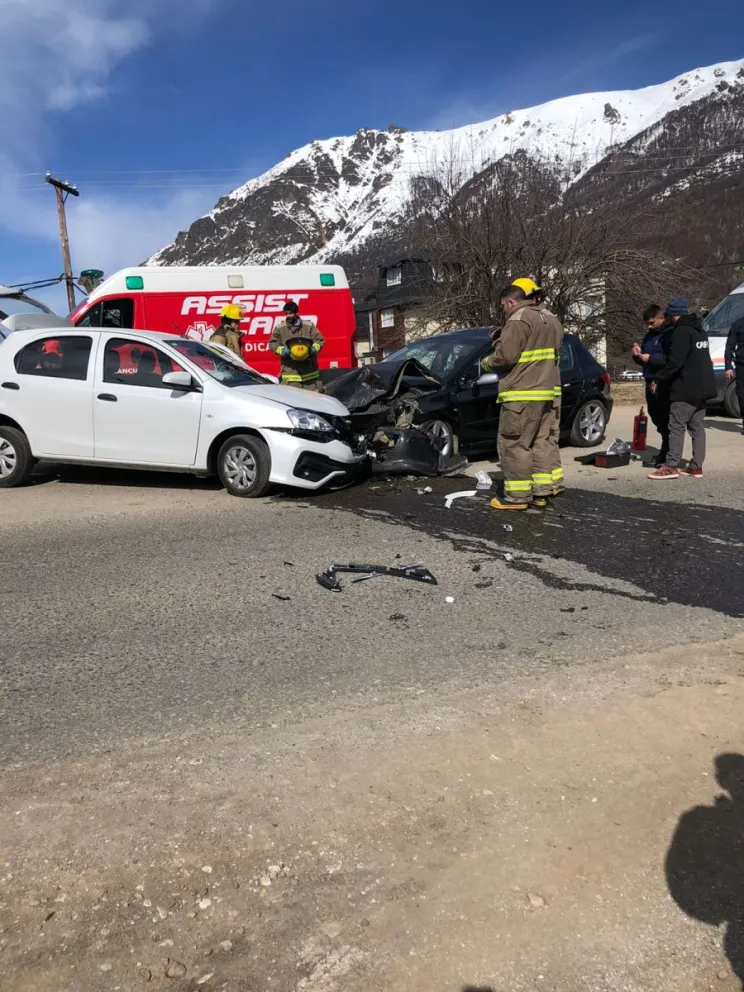 Fuerte choque en el cerro Catedral