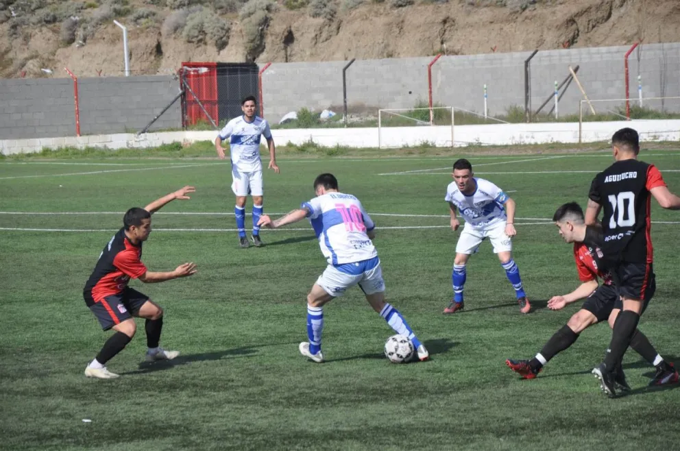 Séptimo éxito seguido de Newbery para ser puntero