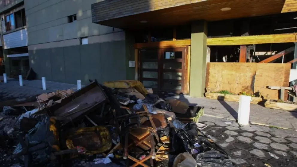 Hospitalizados por el incendio en el Bariloche Center: hubo altas y novedades