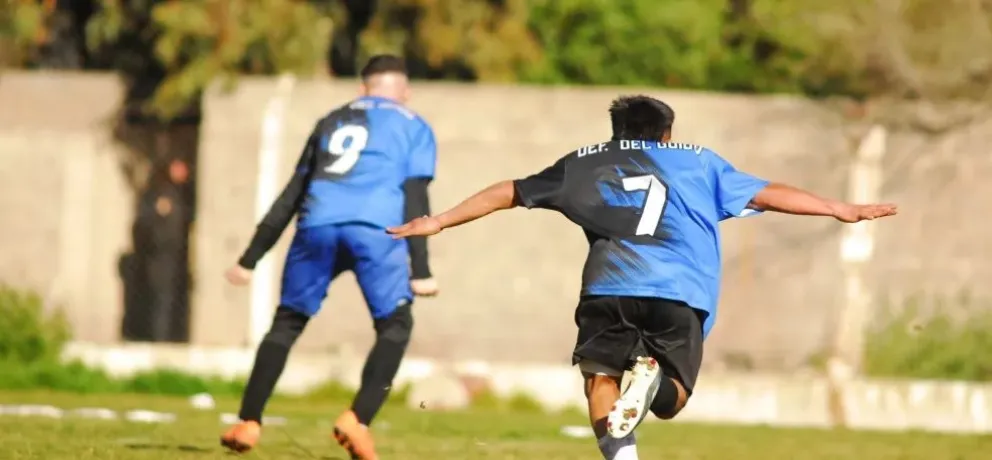 Se despertó un gigante en la barrial: Guido ganó, goleó y gustó 