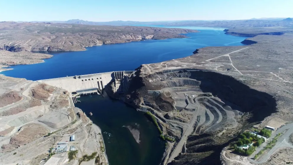 Ríos regionales: el deshielo no se va a sentir porque se guardará agua en los embalses