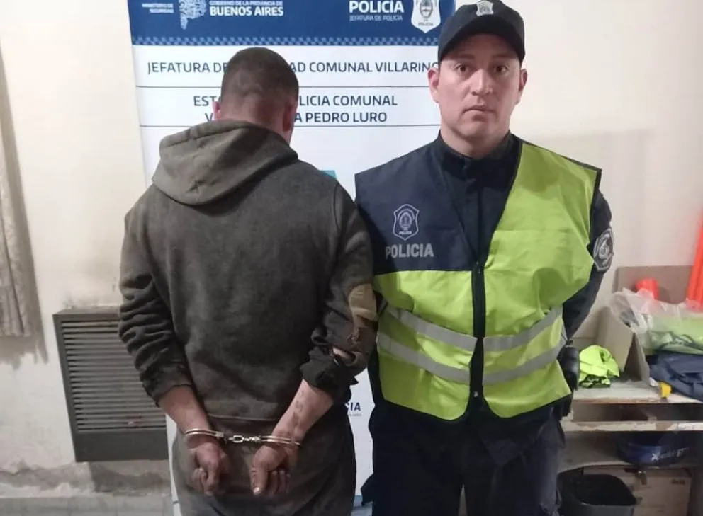 Un joven de 33 años de edad fue detenido con una serie de elementos robados 