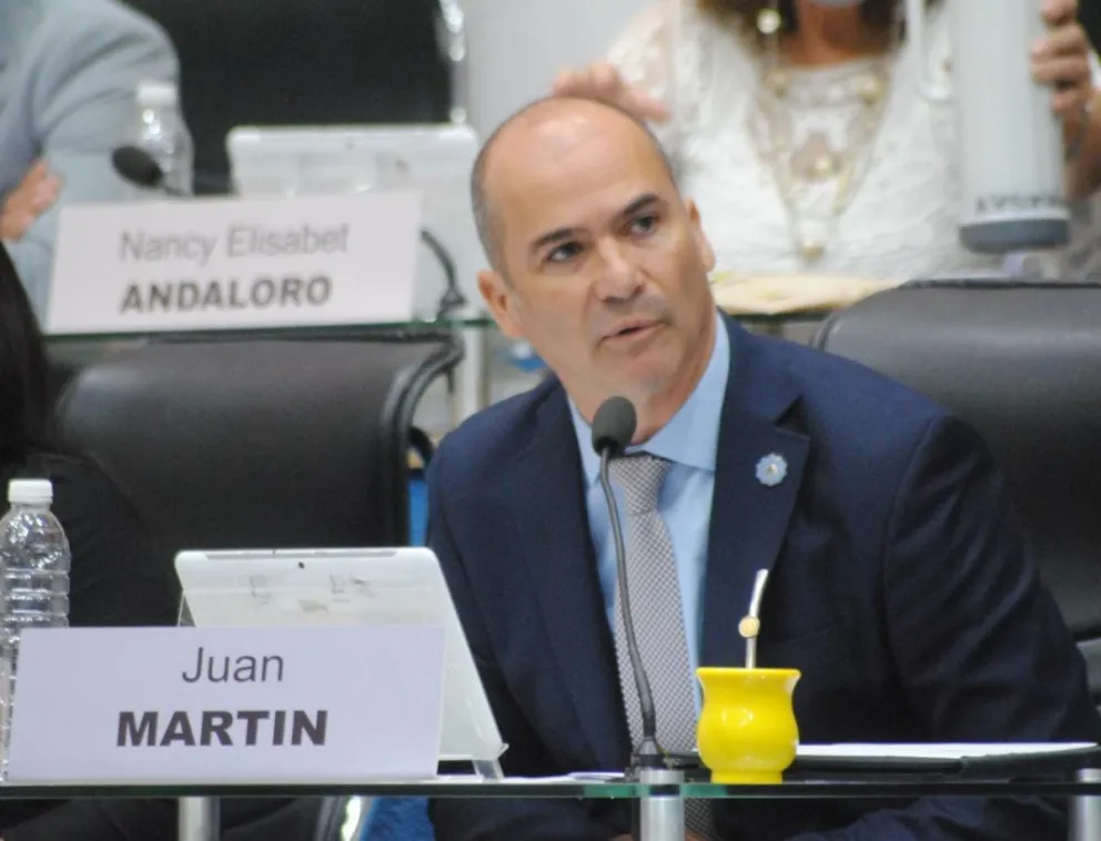 Promoción del empleo: proponen  facilidades para que los jóvenes consigan trabajo