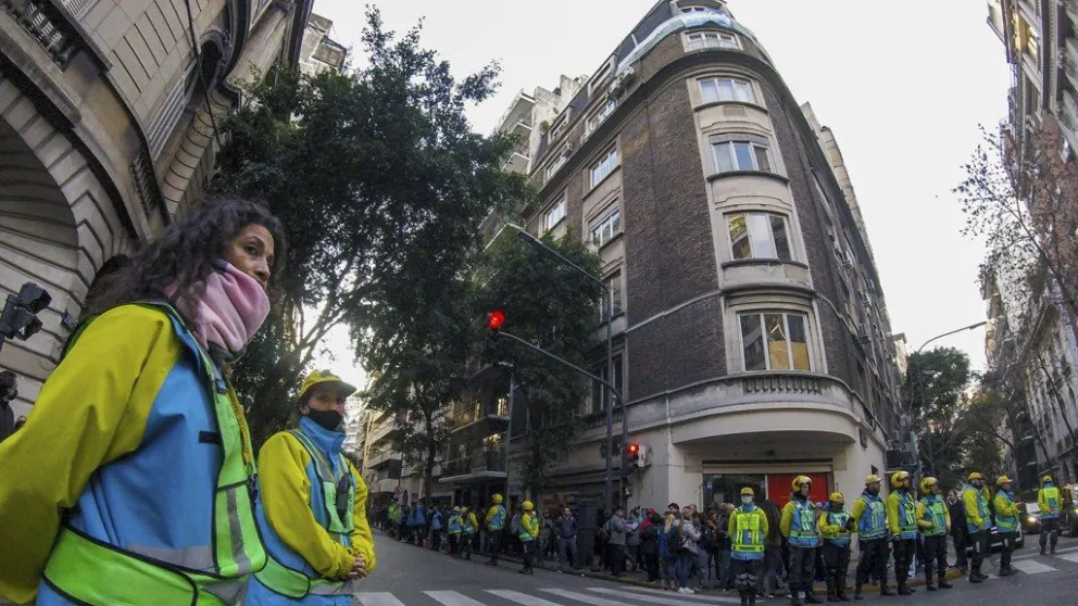 Brenda Uliarte y Sabag Montiel querían alquilar un departamento frente al domicilio de Cristina Kirchner