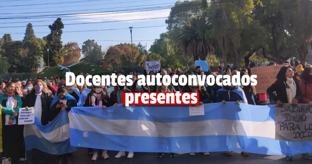 Docentes autoconvocados entregarán un petitorio por las paritarias  