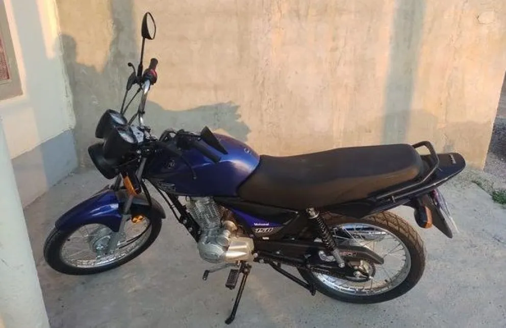 Una viedmense compró una moto nueva hace una semana y se la robaron