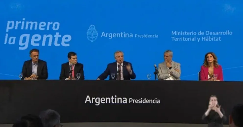 Alberto Fernández defendió su gestión: "Fueron días traumáticos"