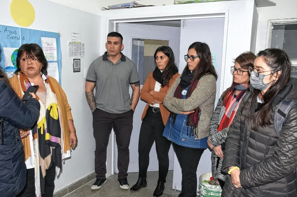 Cefaleas, sangrado de nariz y descompostura de alumnos de la Escuela 745 por los problemas con la calefacción