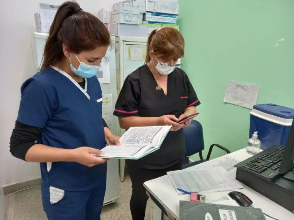 Coronavirus: por el aumento de casos en la provincia piden que la población se vacune