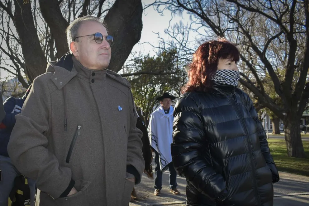 Viedma es una de las dos comunas que pagó sueldo y aguinaldo en tiempo y forma