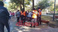 Preocupación en plaza Libertad: una mujer se descompensó y debió ser hospitalizada de urgencia