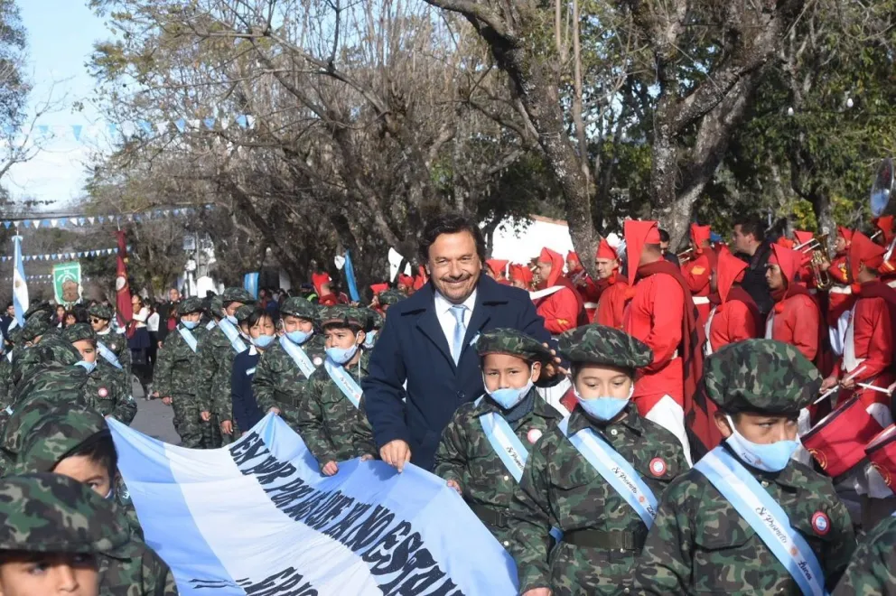 GUSTAVO SAENZ